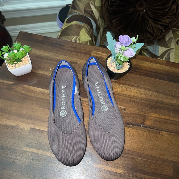 Rothy’s Retired Rare Mink The Flat Size 7 - Picture 2 of 8